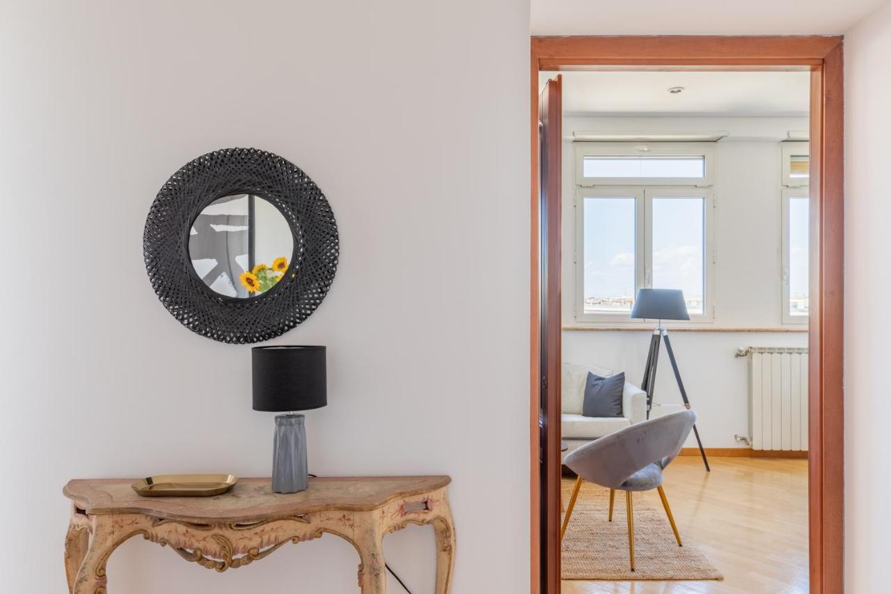 Iflat Spacious Penthouse Near The Vatican City Apartamento *